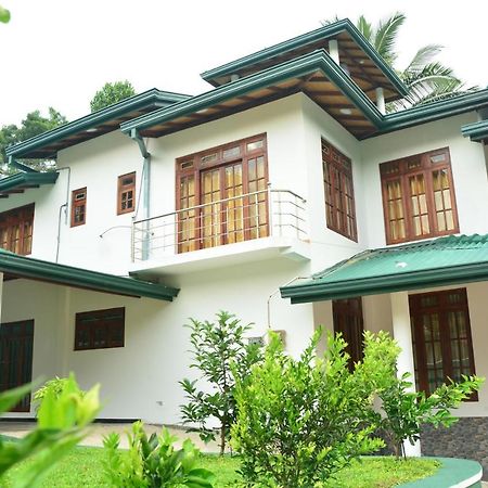 Seven Luck Palace Kandy Extérieur photo